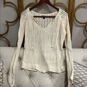 GAP Cream V-Neck Women's Sweater